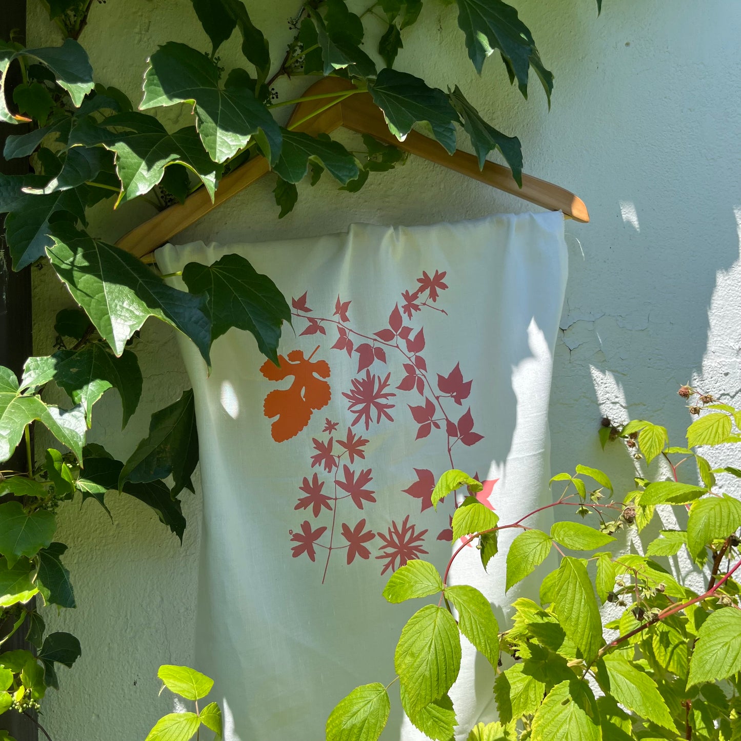 Wearable Garden: Screenprinting With Plants