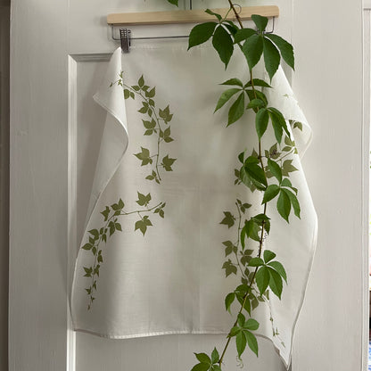 Wearable Garden: Screenprinting With Plants