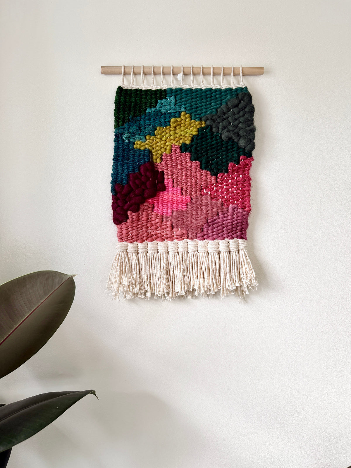 Toronto Raptors Loom Pattern Loom Weaving Workshop – Noble Space | Art & Craft Workshops in Toronto